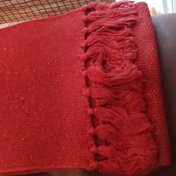 Red Sundance scarf (unisex) - Picture 2 of 4